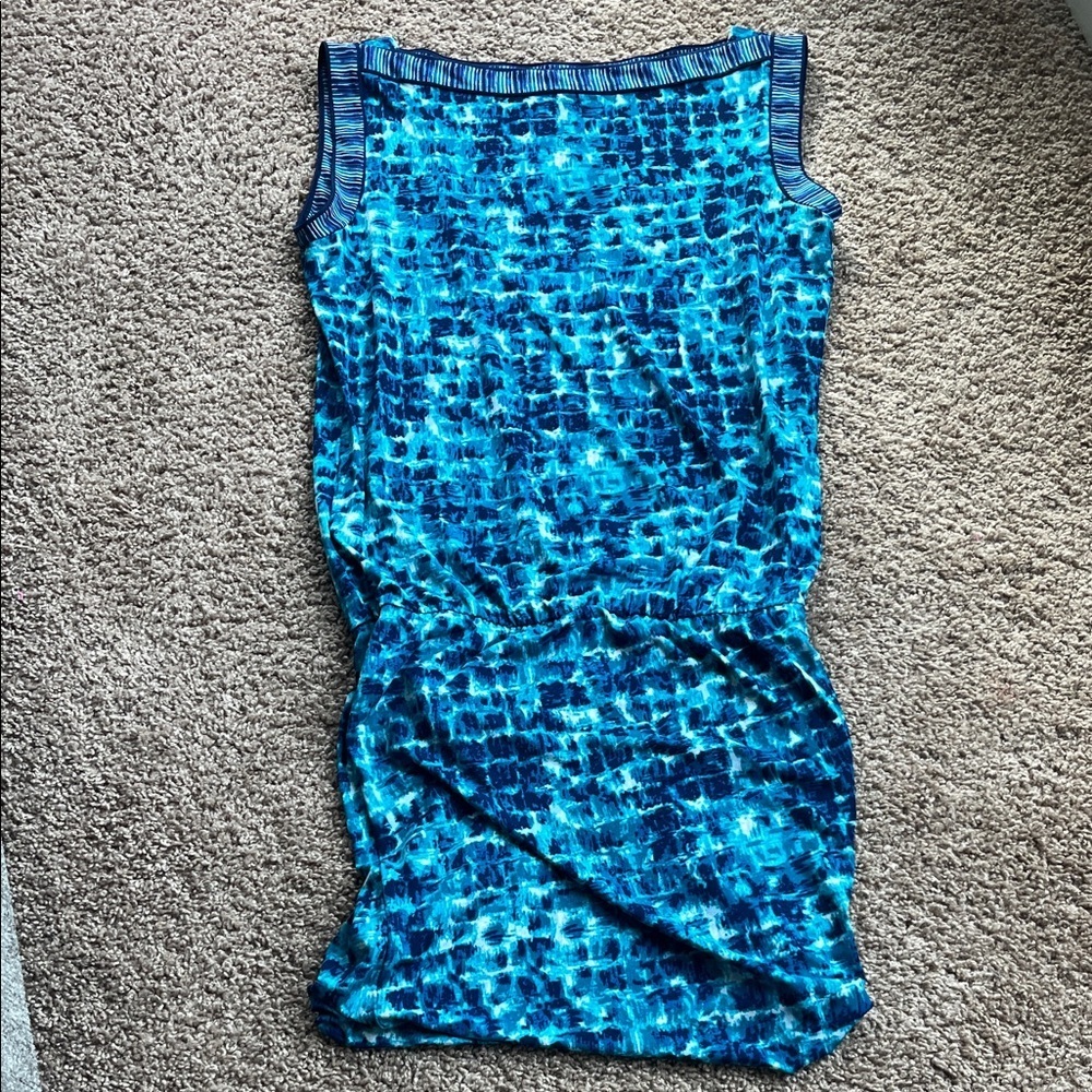 BCBG Blue Teal Printed Mini Cocktail Forted Bottom Dress Size Small